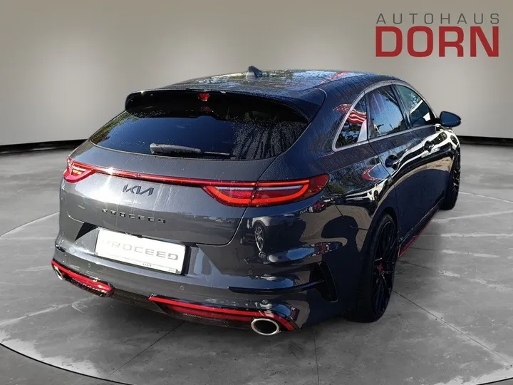 Kia pro cee'd / ProCeed