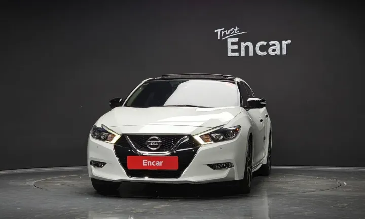 Nissan Maxima