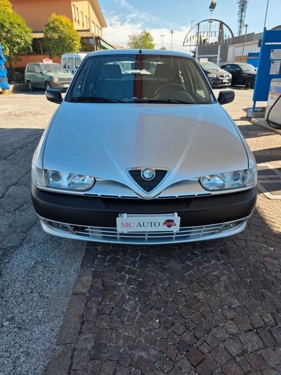 Alfa Romeo 146