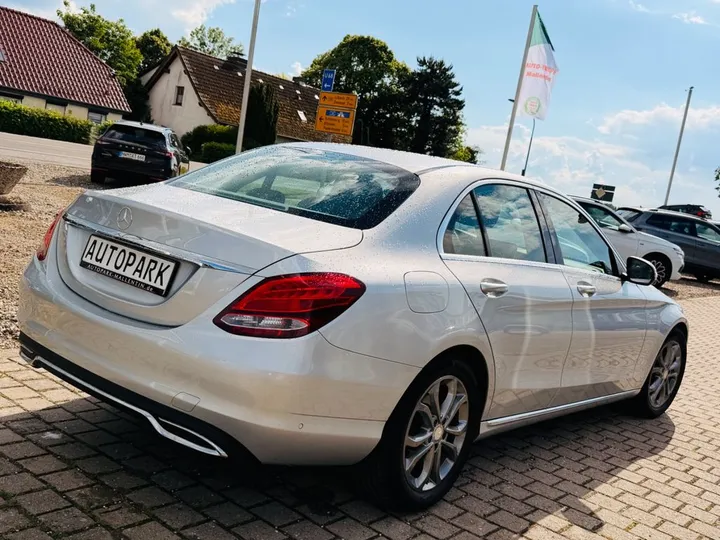 Mercedes-Benz C 180