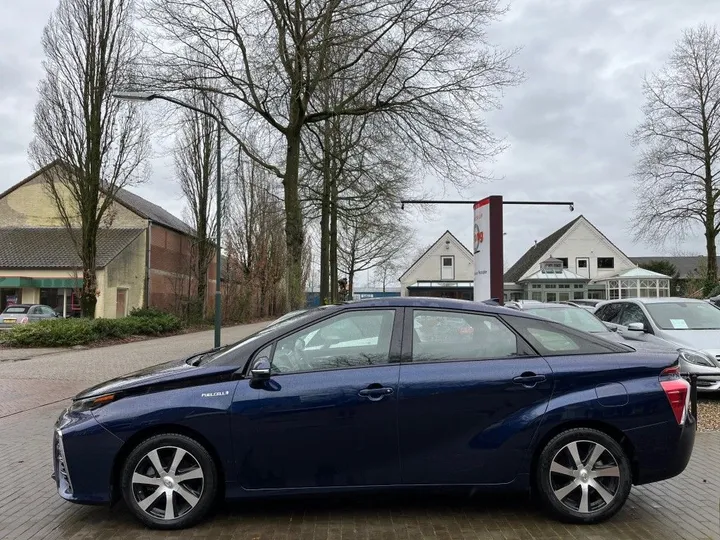 Toyota Mirai