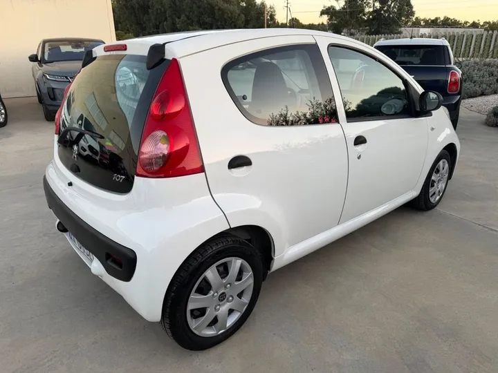Peugeot 107