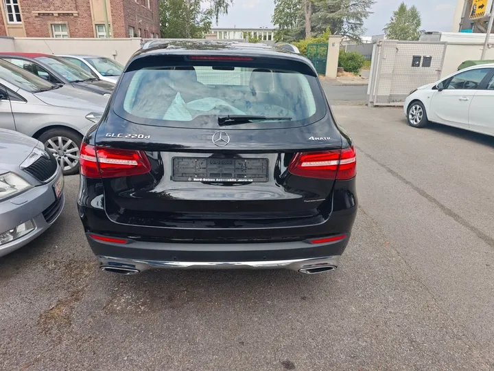 Mercedes-Benz GLC 220