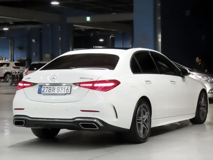 Mercedes-Benz C-Class