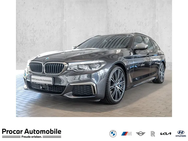 BMW M550