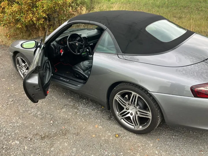 Porsche 996