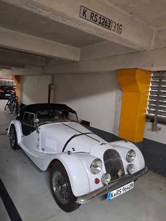 Morgan 4/4