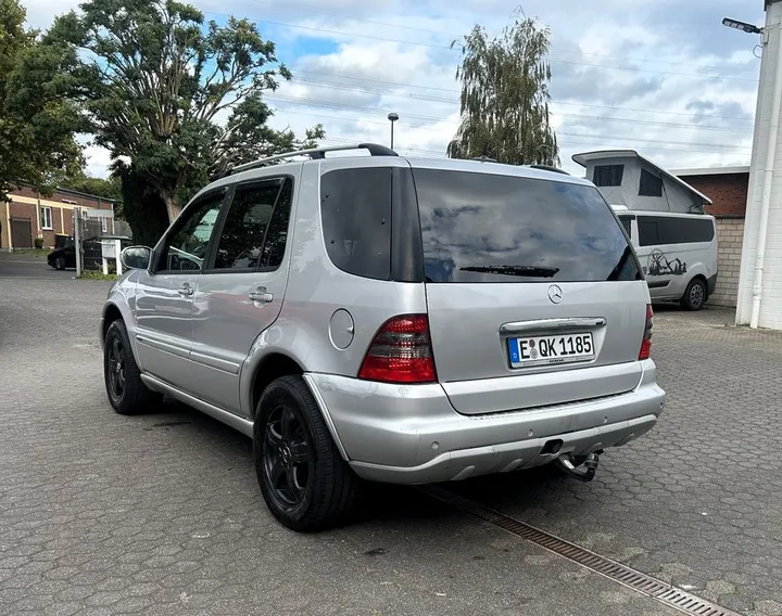 Mercedes-Benz ML 270