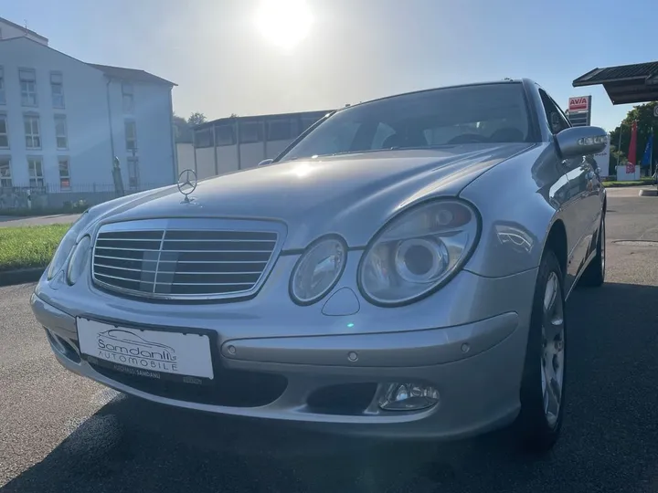 Mercedes-Benz E 320