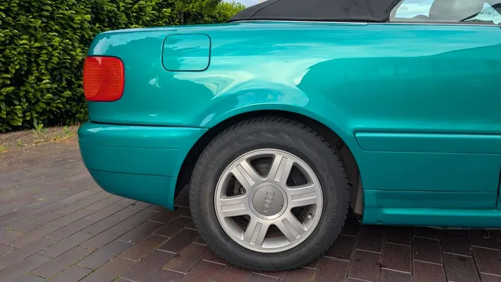 Audi 80