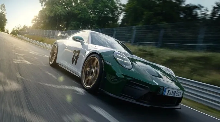 Porsche 992