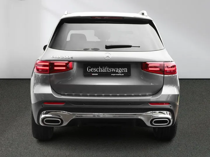 Mercedes-Benz GLB 200