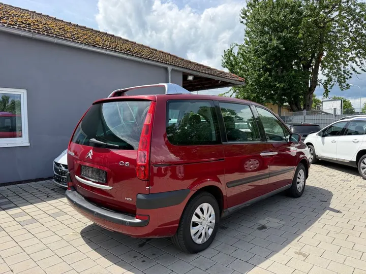 Citroën C8