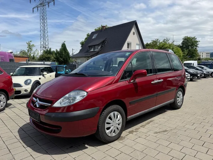 Citroën C8