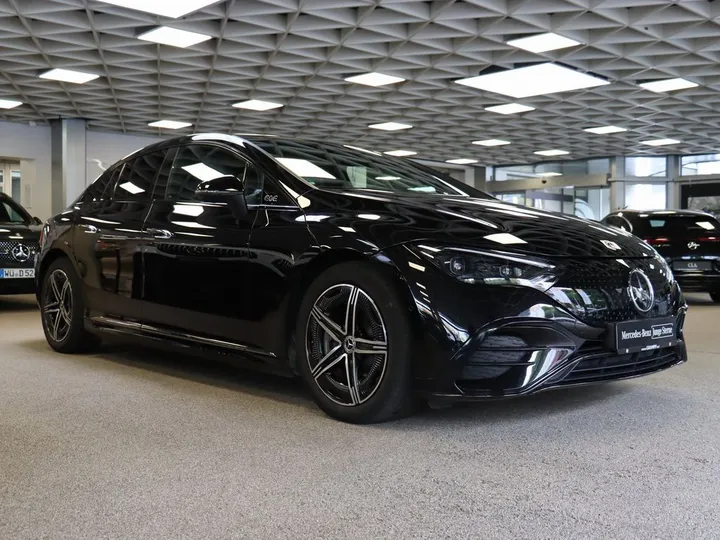Mercedes-Benz EQE