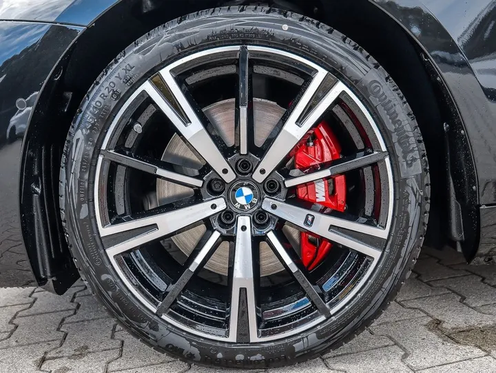 BMW 550