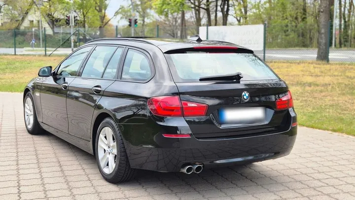 BMW 525