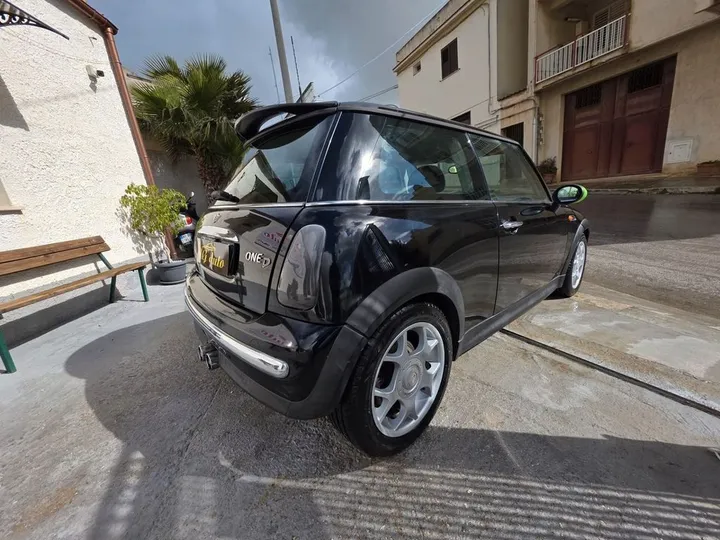 MINI One D