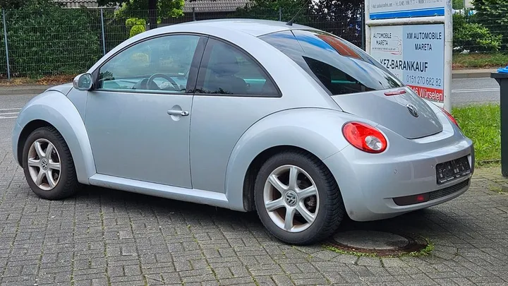 Volkswagen New Beetle