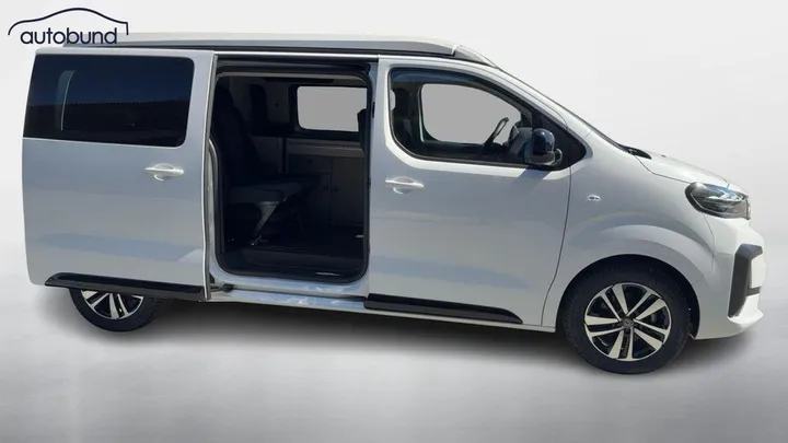 Peugeot Traveller