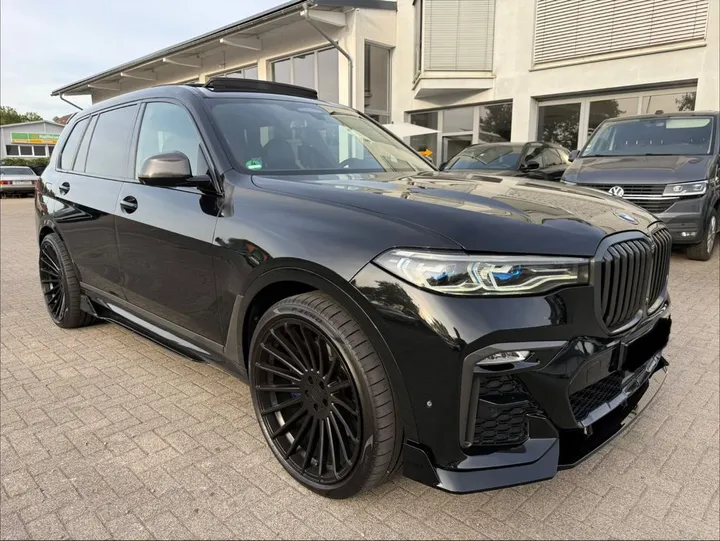 BMW X7 M50