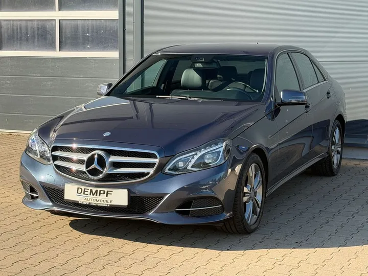 Mercedes-Benz E 300