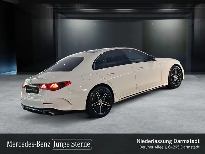 Mercedes-Benz E 200