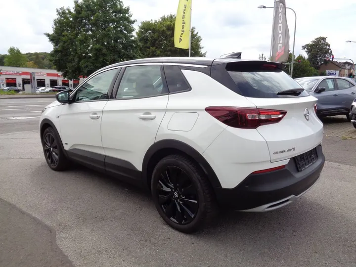 Opel Grandland (X)