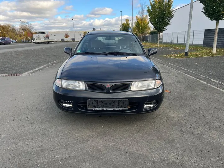 Mitsubishi Carisma