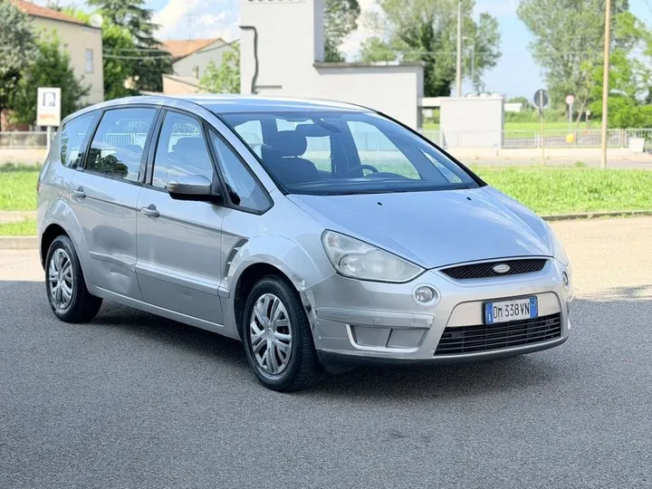 Ford S-Max