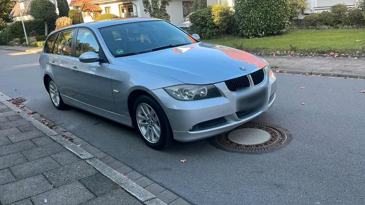 BMW 320