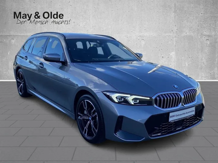 BMW 330