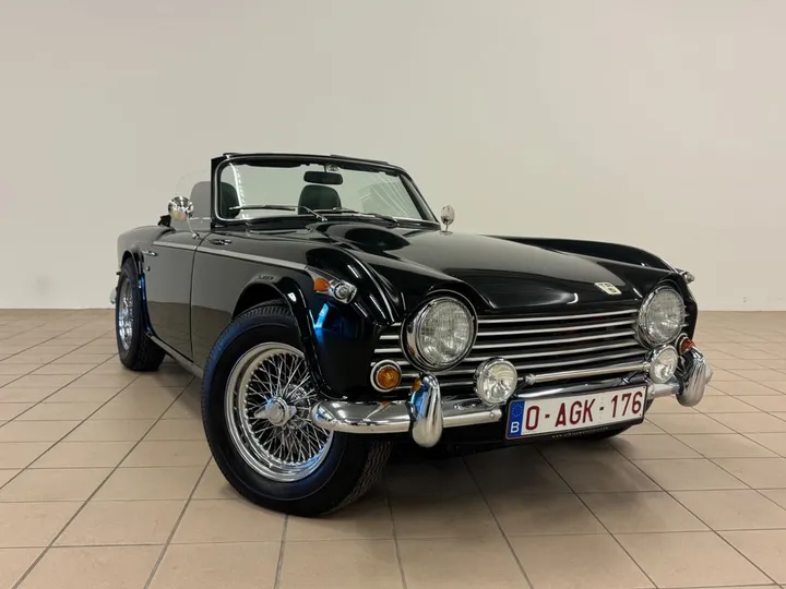 Triumph TR5