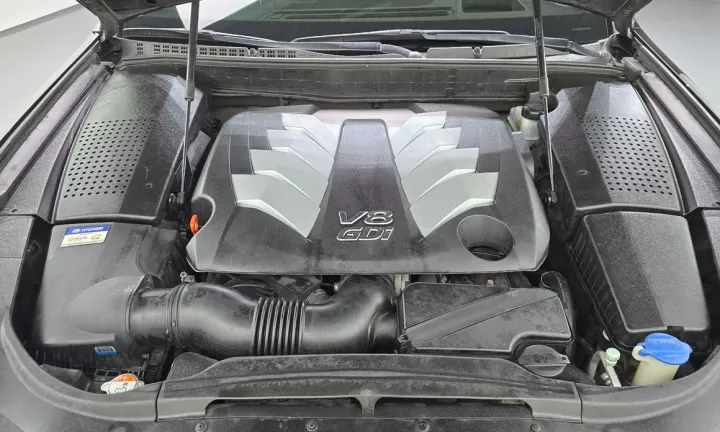 Hyundai Equus