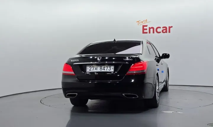 Hyundai Equus