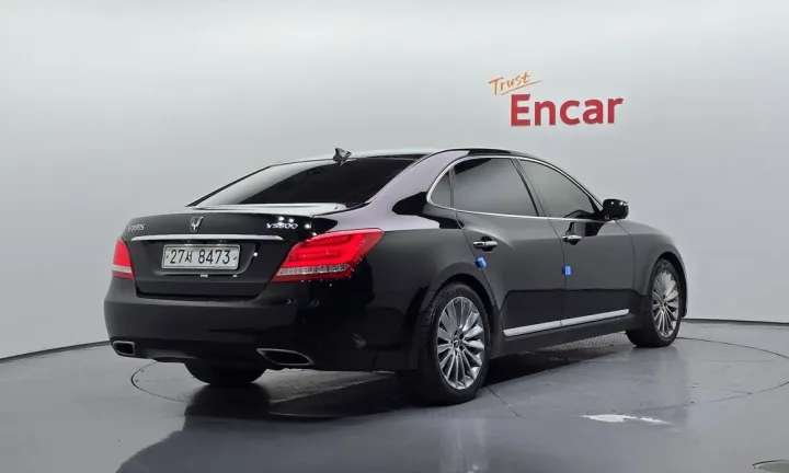 Hyundai Equus