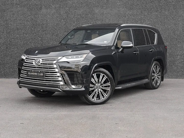 Lexus LX 700
