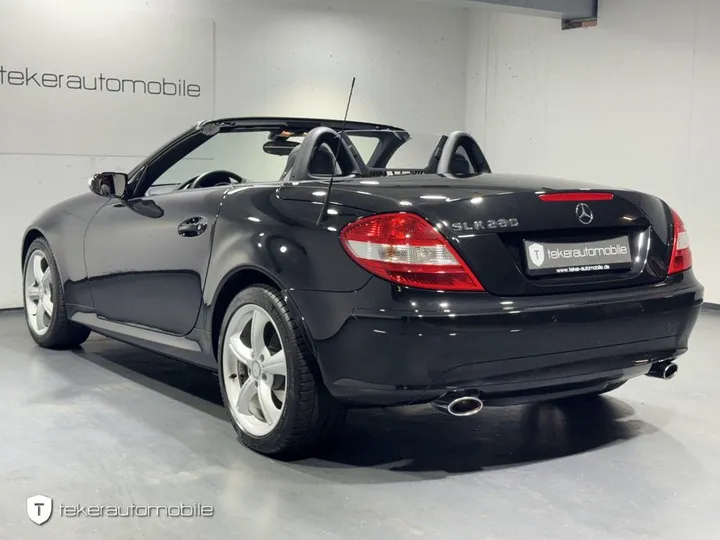 Mercedes-Benz SLK 280