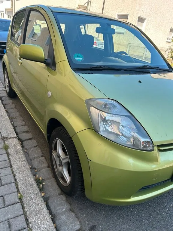 Daihatsu Sirion