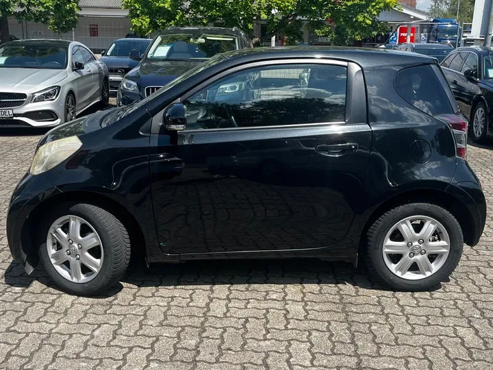 Toyota IQ