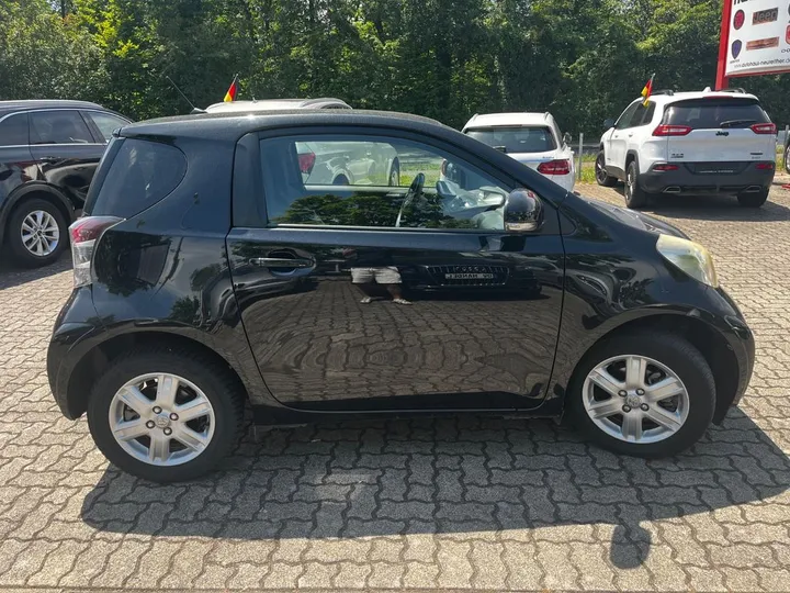Toyota IQ