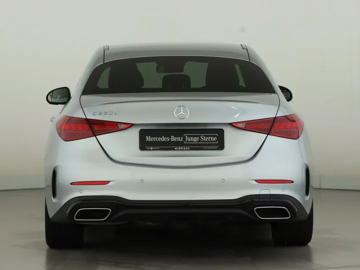 Mercedes-Benz C 220