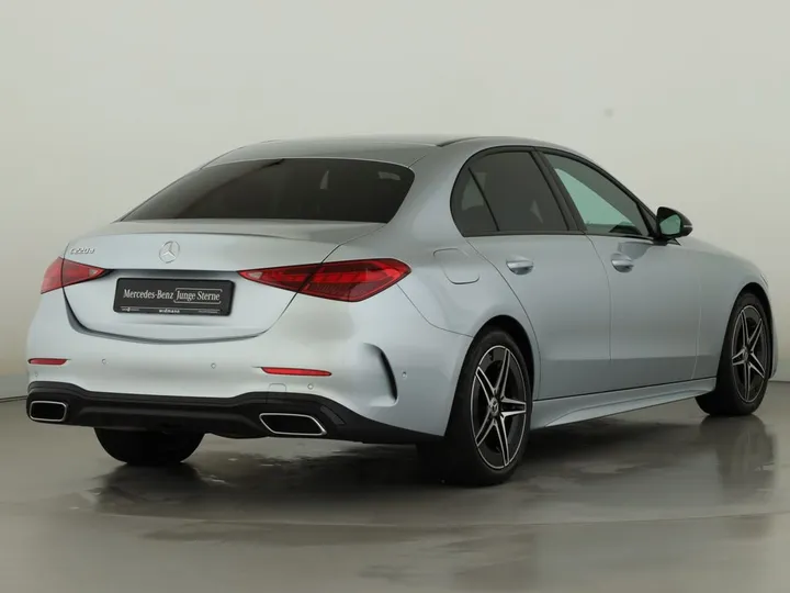 Mercedes-Benz C 220