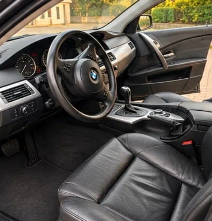BMW 525