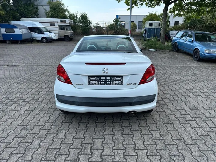 Peugeot 207