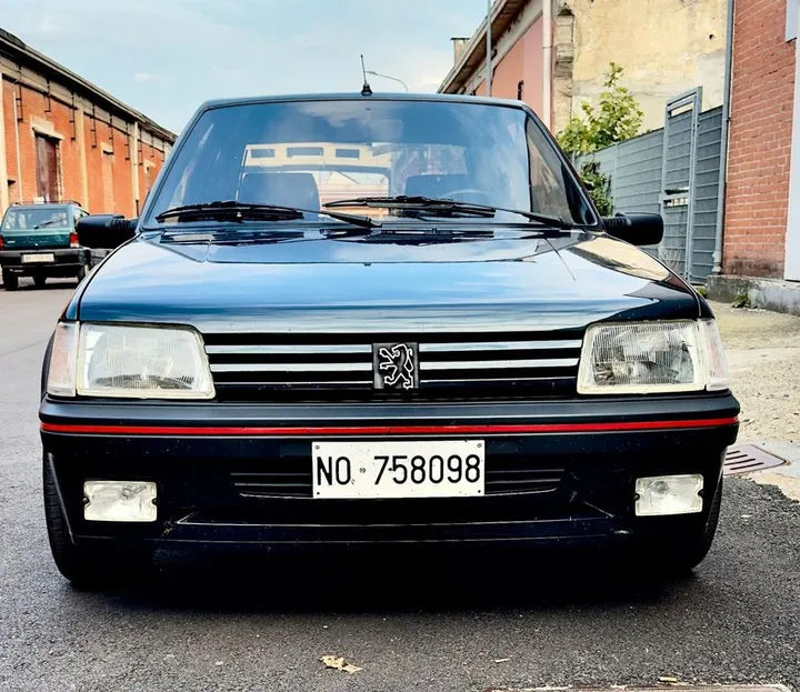 Peugeot 205