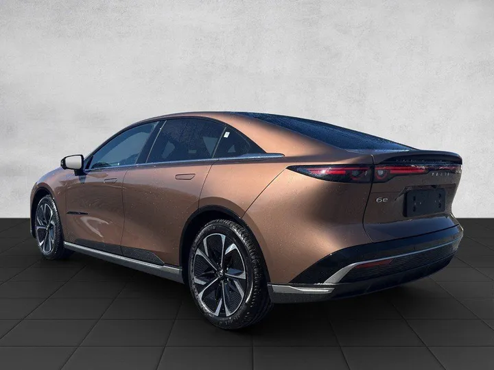 Mazda 6e