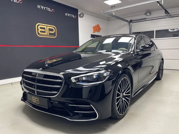 Mercedes-Benz S 500