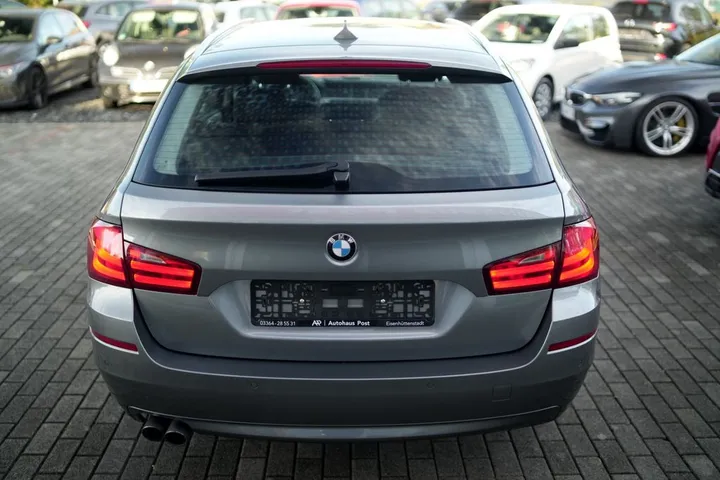 BMW 523