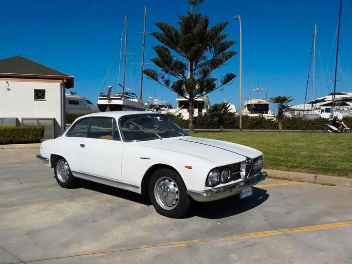 Alfa Romeo Sprint